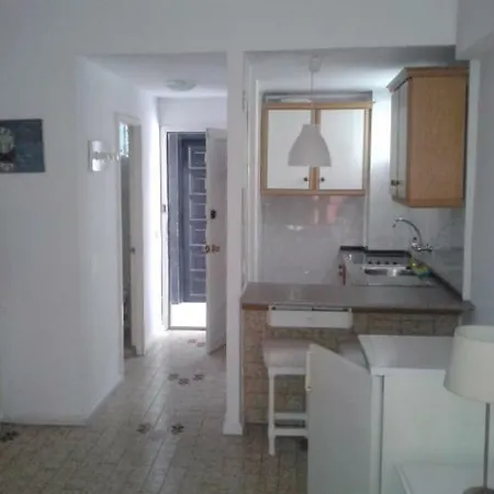 4th Floor Yumbo Centrum Appartamento